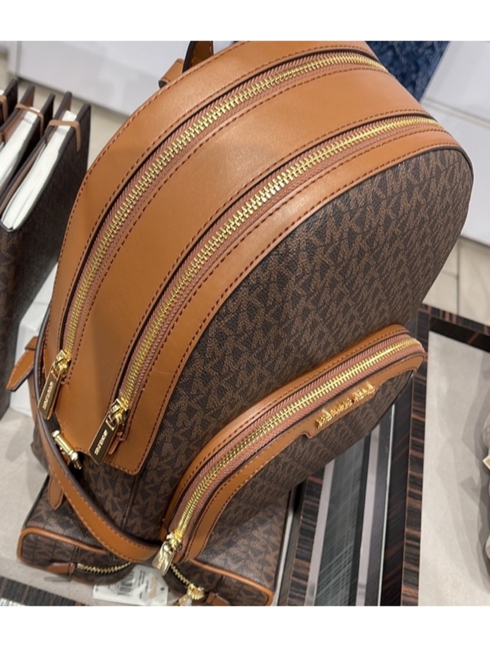 NWT! Michael Kors Jaycee Med Signature Brown Monogram Backpack - Picture 11 of 12